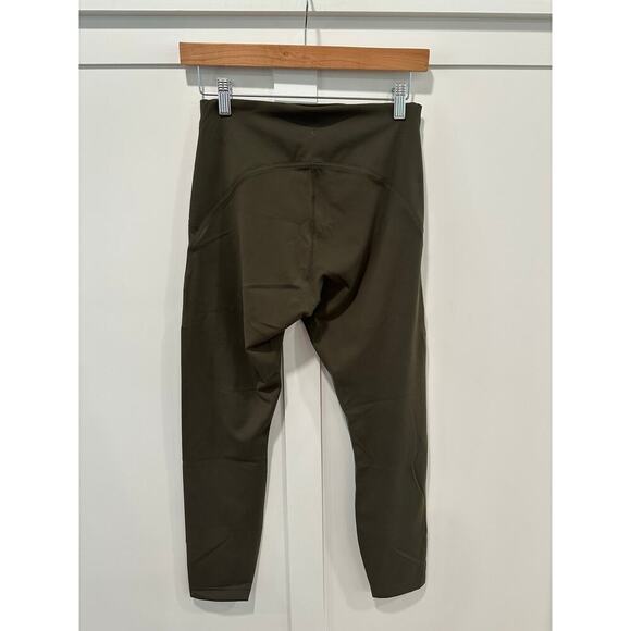 Lululemon Instill High Rise Tight Size 8 - Picture 2 of 5